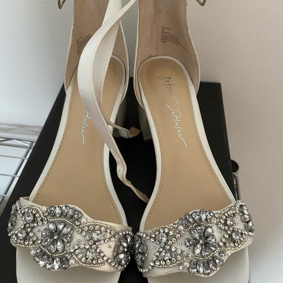 Betsey Johnson Women’s Mel Block Heel Sandal - Picture 2 of 9